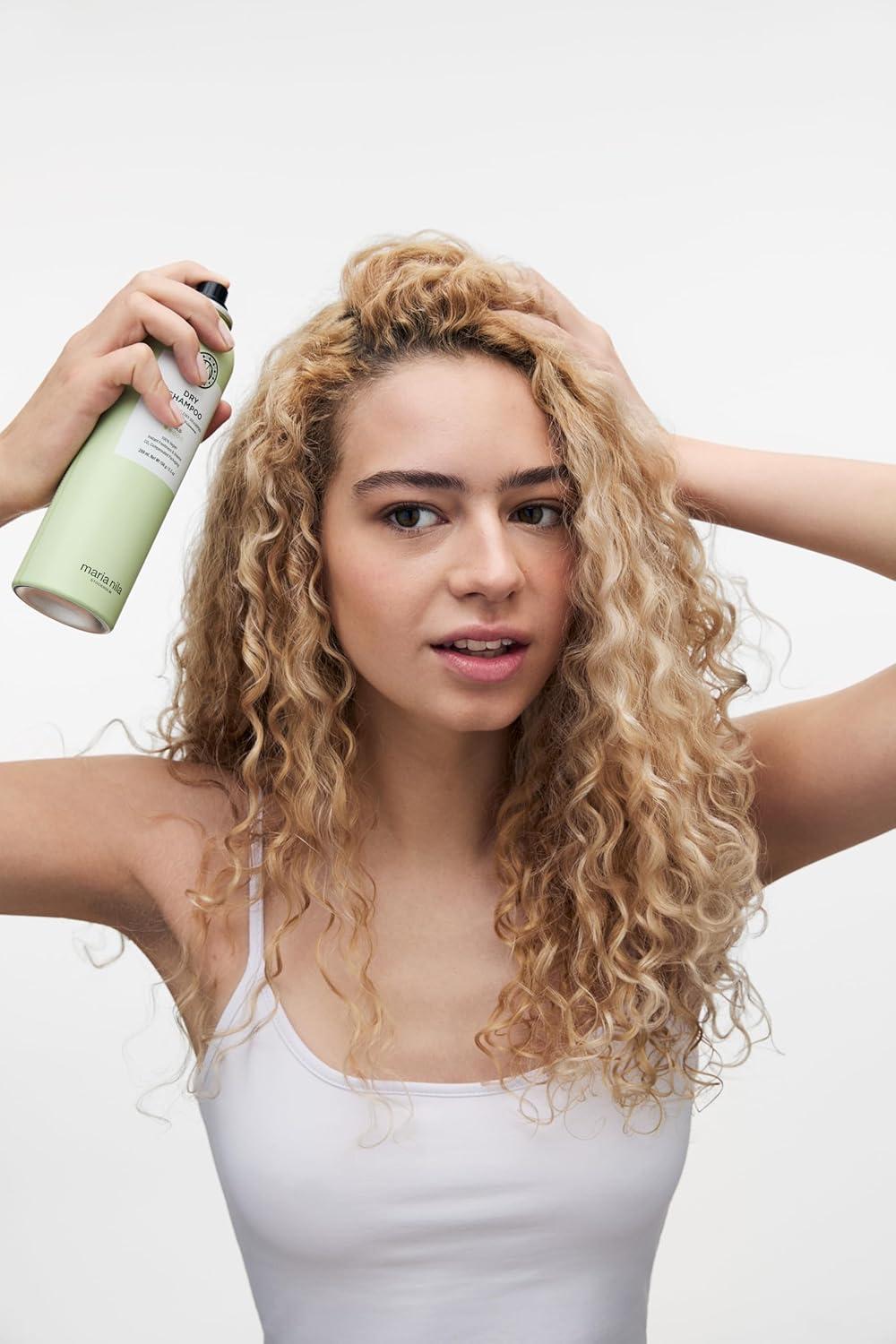 Notre test de la mousse Maria Nila : volume, tenue et éclat au naturel
